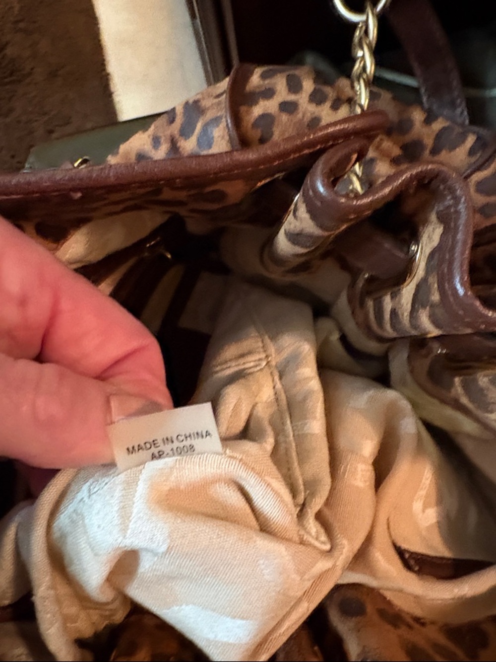 Michael Kors Large Hamilton Traveler Leopard Print Tote in Brown and Gold - Picture 13 of 13